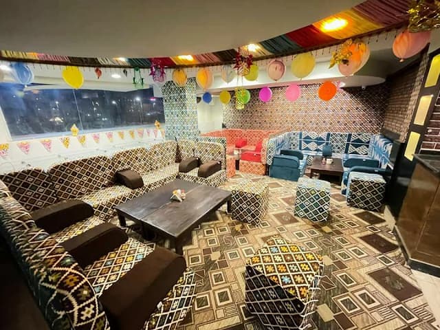 Hamis Cafe & Restaurant