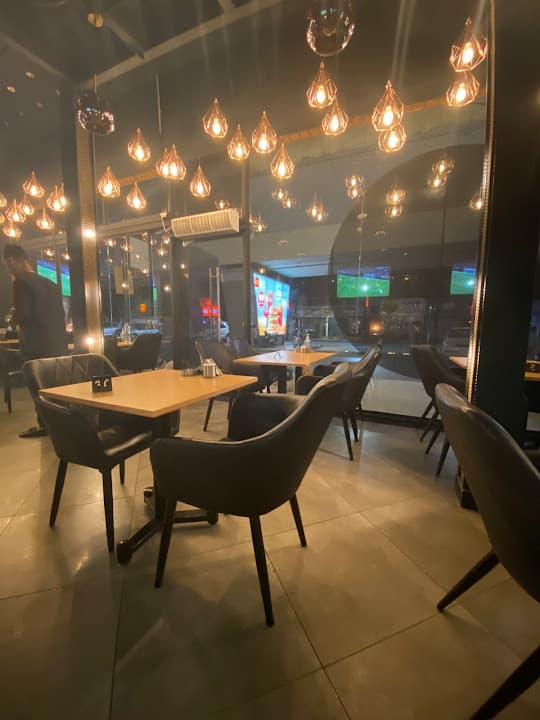 مقهى بوخارست بلاك