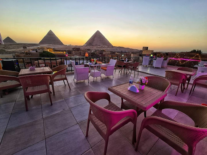 Gravity rooftop cafe