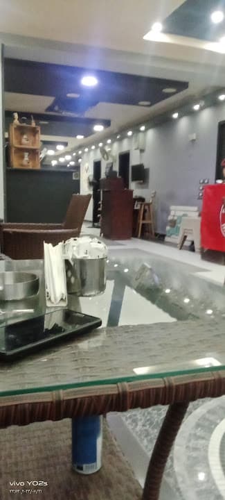 كافيه ولاد الناس