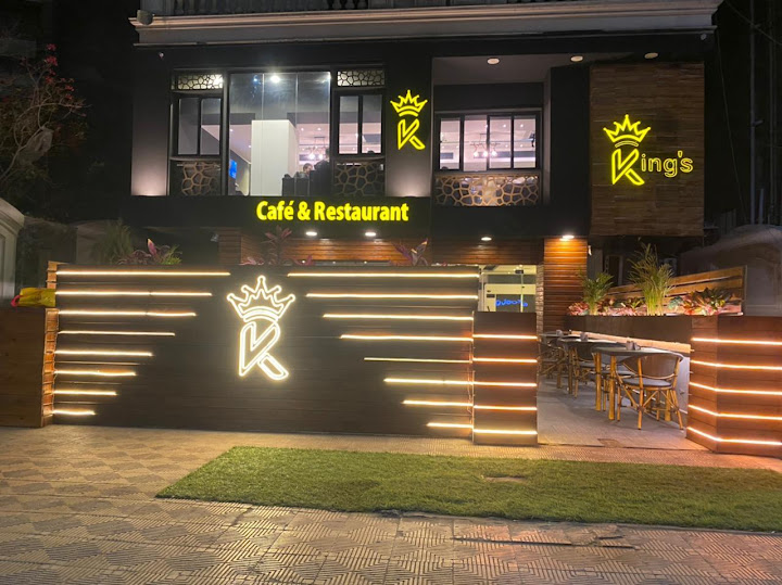 La Mirage - Cafe & Restaurant