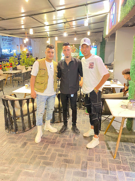 Domino cafe & Restaurant