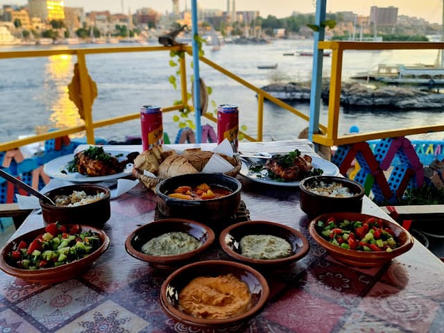 King Jamaica restaurant & Cafe and breakfast ( Ayman jamaica ) ايمن جاميكا