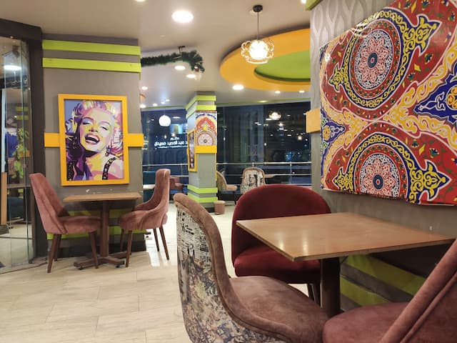 Square Cafe & Resturant