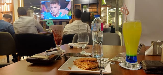 Bombonera social dining