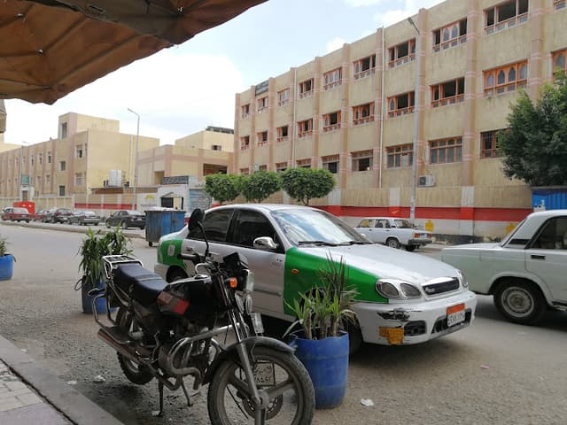 معهد دمنهور النموذجي بنين