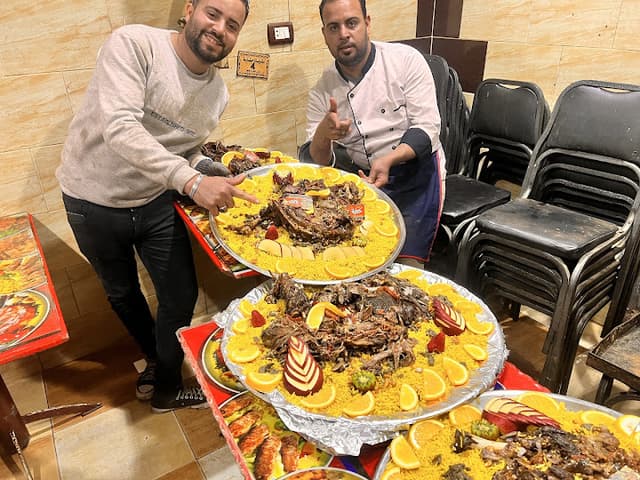 مطعم مشويات حكاية