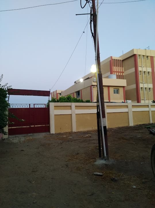 مدرسة دفرية الاعدادية المشتركة