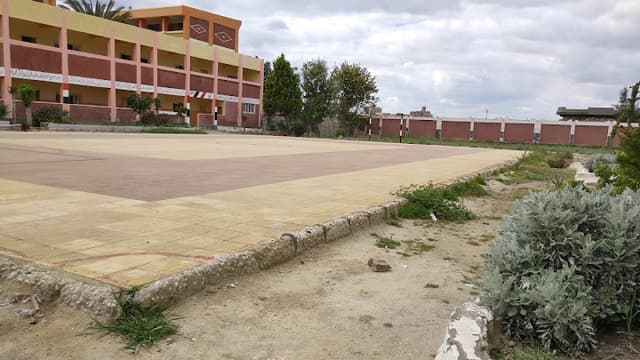 مدرسة قلين الإعدادية بنين القديمة