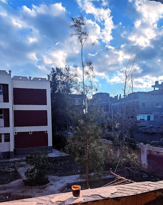 مدرسة الثانوية بشباس عمير