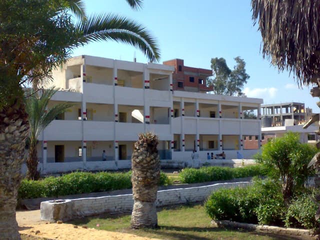 مدرسه كفر المرازقه الاعداديه المشتركه