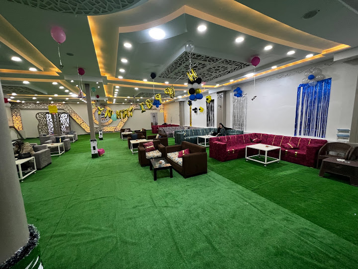 Malak Cafe