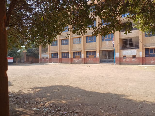 Dawood Abdul Wahab Al-Marzouk School for Basic Education Bamahrosh