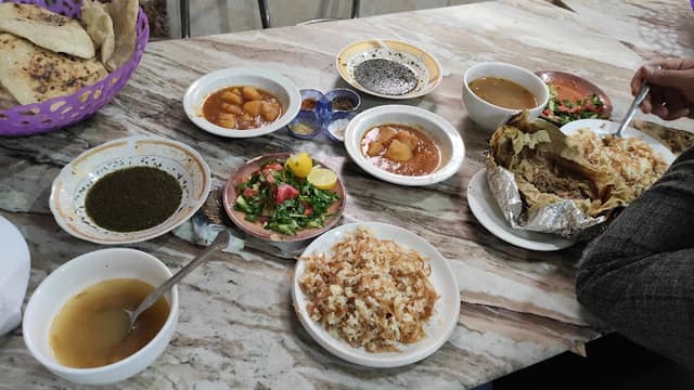 مطعم ابو رشدي اكل مصرى بيتي