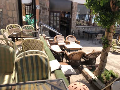 مطعم وكافية مارينا Marina Cafe & Restaurant