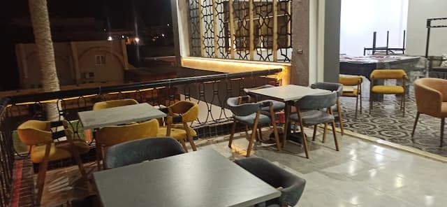 Villa Bowling , Restaurant & Café