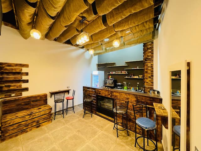 Kaval cafe