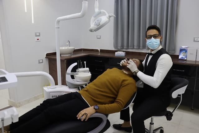 د/سيف النصر لطب الفم والاسنان