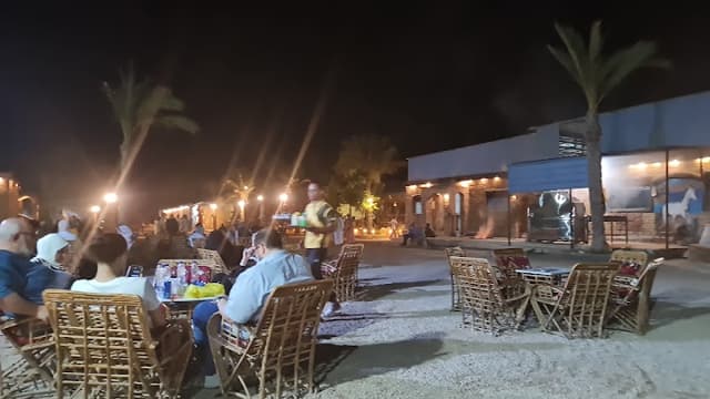 مطعم القريه البدويه