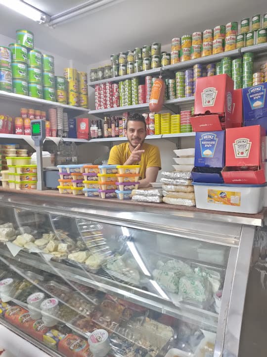 فول وفلافل هيما