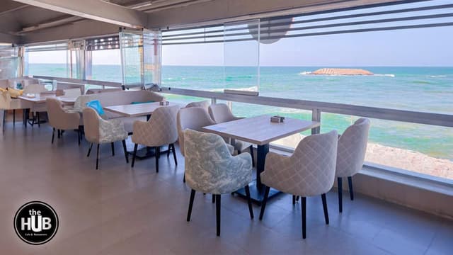 The Hub Cafe& Restaurant