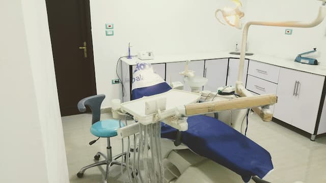 مركز العدار للاسنان