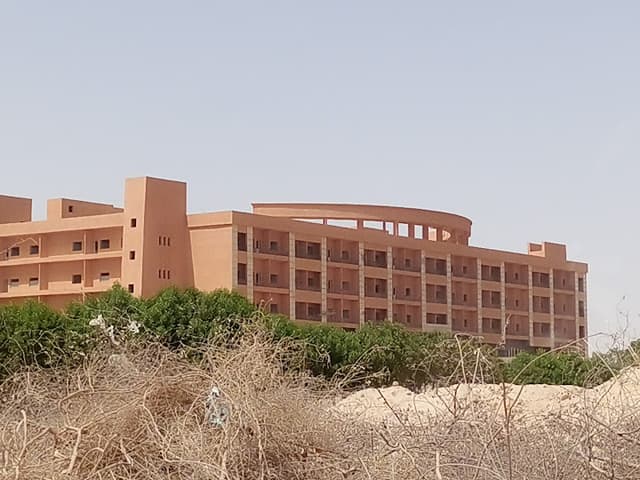 مستشفى صحة المرأة والطفل جامعة جنوب الوادي بقنا