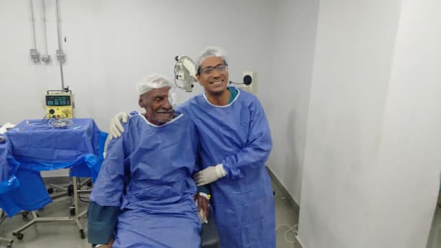 عياده الاستاذ الدكتور محمود عويس. استشاري طب وجراحةالعيون