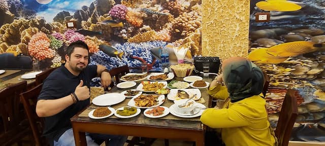 مطعم اسماك جولدن فش كورنرز