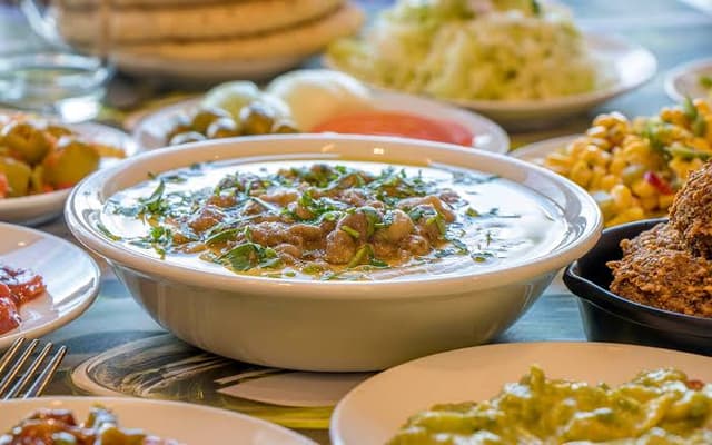 Abo Yazan فول وفلافل أبو يزن