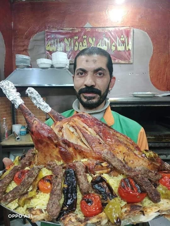 تيك أواي ومشويات الشيف حسن