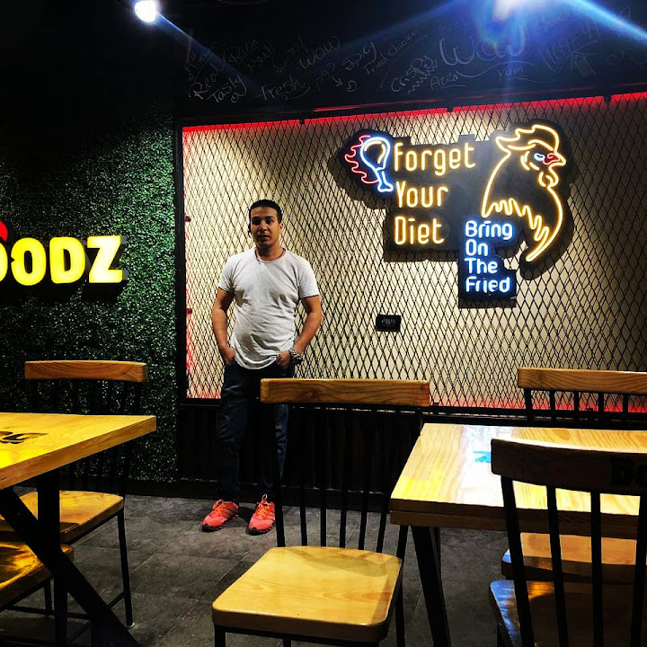 Dodz Fried chicekn دودز فرايد تشيكن