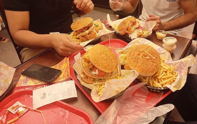 Zack's restaurant