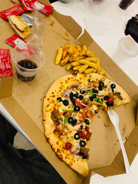 Pizza Hut- بيتزا هت