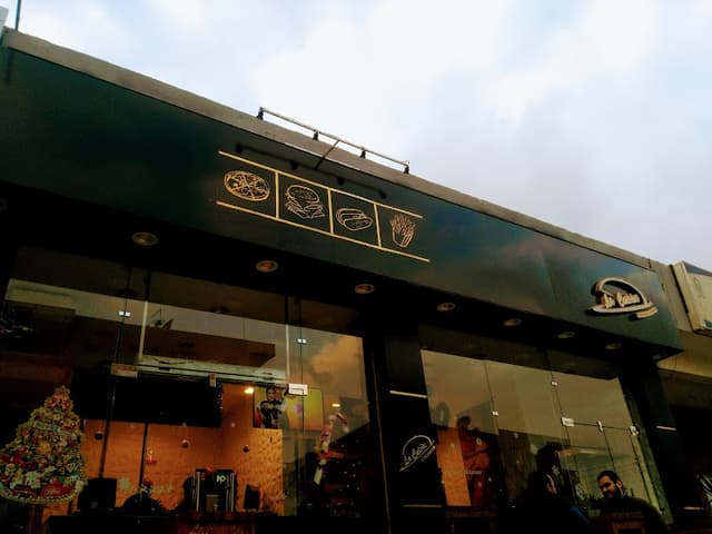 La cuisine restaurant لاكوزين