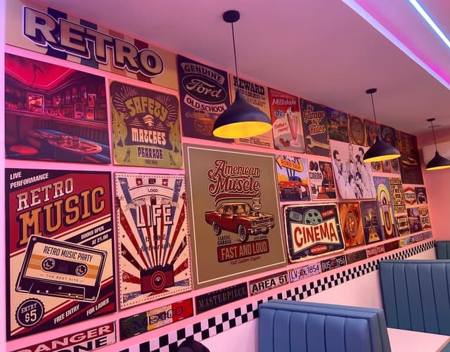 Retro Diner