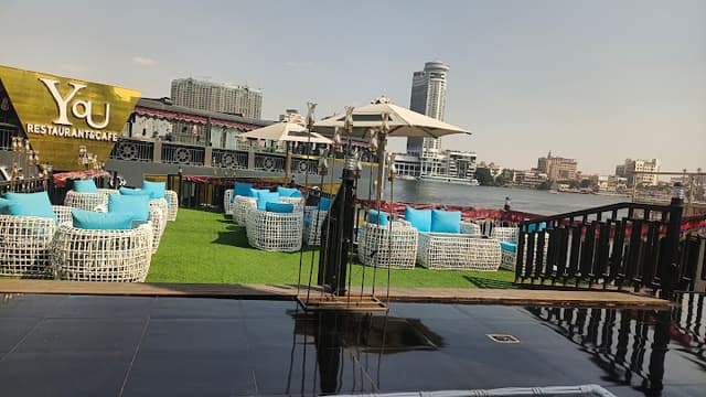 You cafe & يو كافيه فرع النيل بالدقي