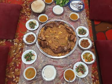 مطعم فياض للماكولات البدوية والمشويات