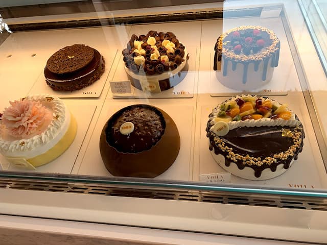 Voila Chocolate & Pastry Shop - فوالا تشوكليت