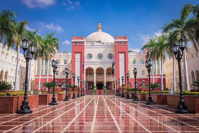 الجامعة البريطانية في مصر
