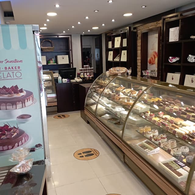 Mr Baker - مستر بيكر