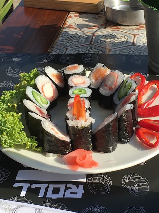 Maki Roll