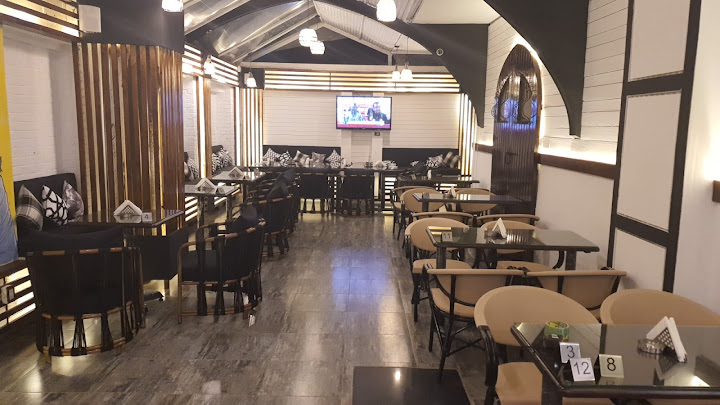 Layaly oriental restaurant and cafe