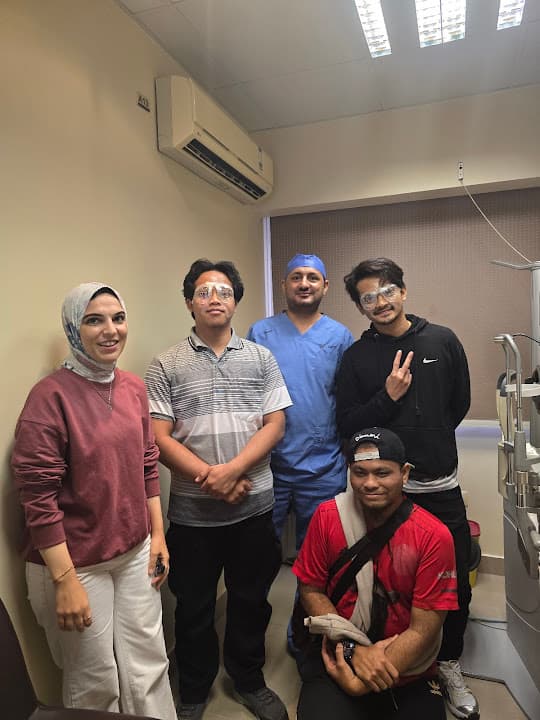 دكتور محمد خضر استشاري طب وجراحة العيون