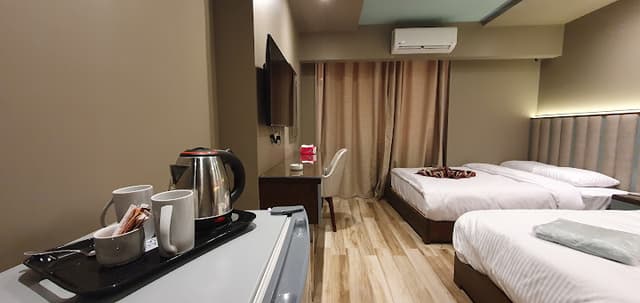 Grand Bayan Hotel at Nile Plaza