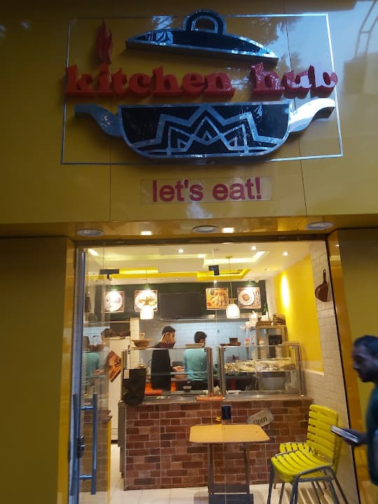 Kitchen hub