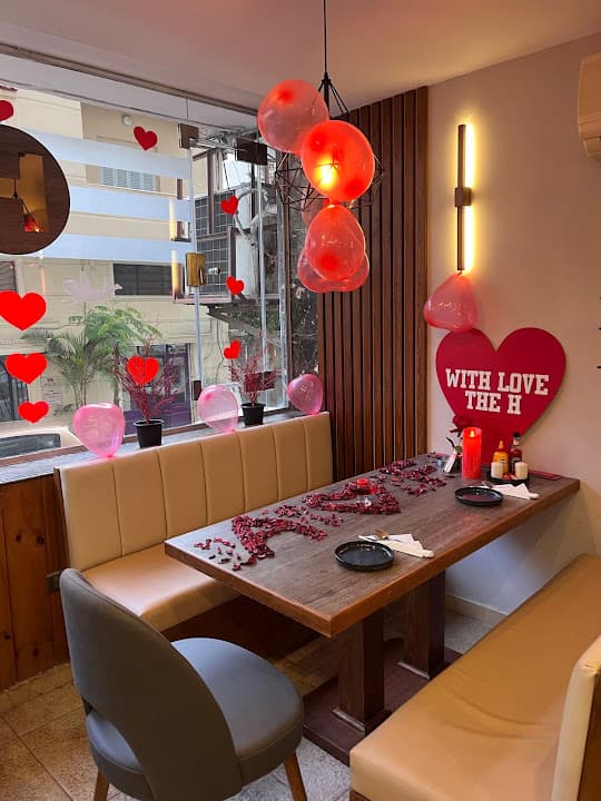 The H Restaurant & Cafe