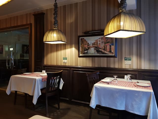 Ravioli Italian Restaurant