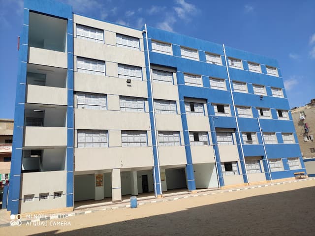 مدرسة كفر الدوار الفنية بنات