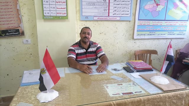 مدرسة محطة كهرباء معمل القزاز الإعدادية